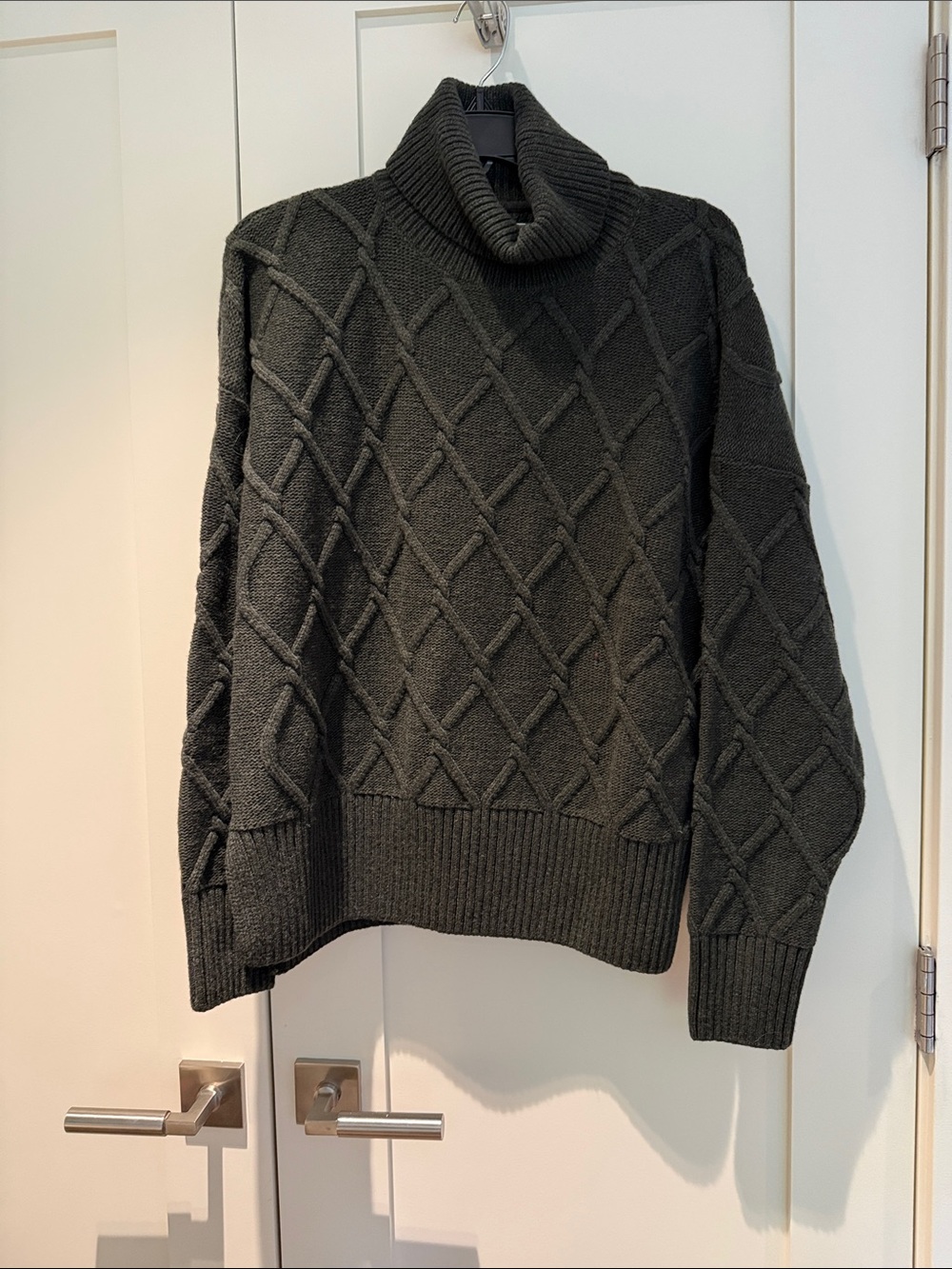 Never worn Barbour Dark green Cable Knit Turtleneck Sweater